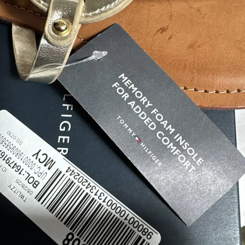 Tommy Hilfiger Women's Litzy Logo T-strap Flat Sandals Gold Size 8.5 NIB NEW